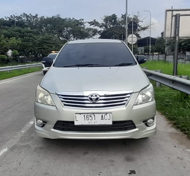 2013 Toyota Kijang Innova 2013 Toyota Kijang Innova