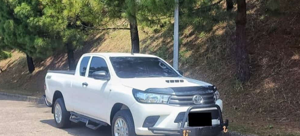2015 Toyota Hilux Bekas 2015 Toyota Hilux Bekas