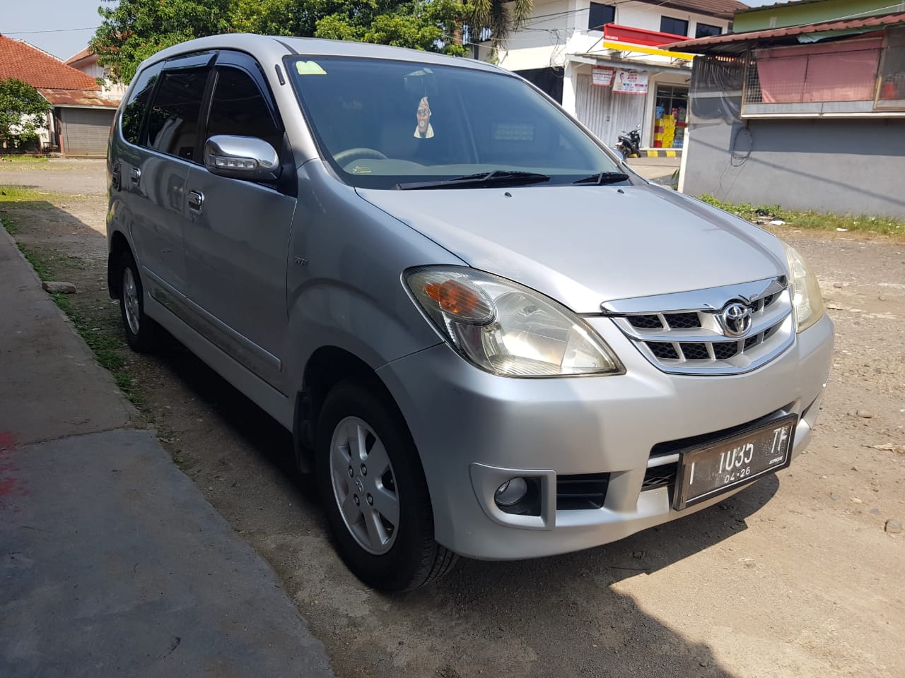 Second Hand 2011 Toyota Avanza Second Hand 2011 Toyota Avanza