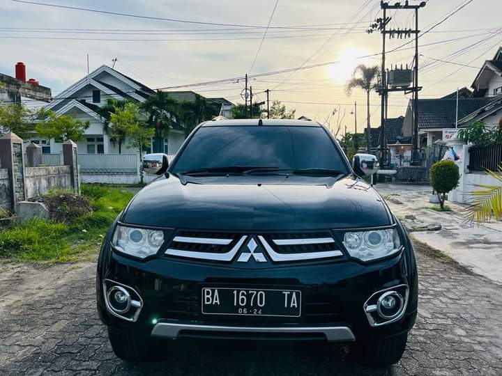 Second Hand 2014 Mitsubishi Pajero Sport Second Hand 2014 Mitsubishi Pajero Sport