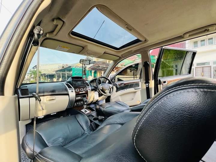 2014 Mitsubishi Pajero Sport 2014 Mitsubishi Pajero Sport