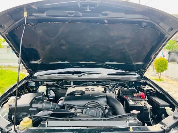 2014 Mitsubishi Pajero Sport 2014 Mitsubishi Pajero Sport