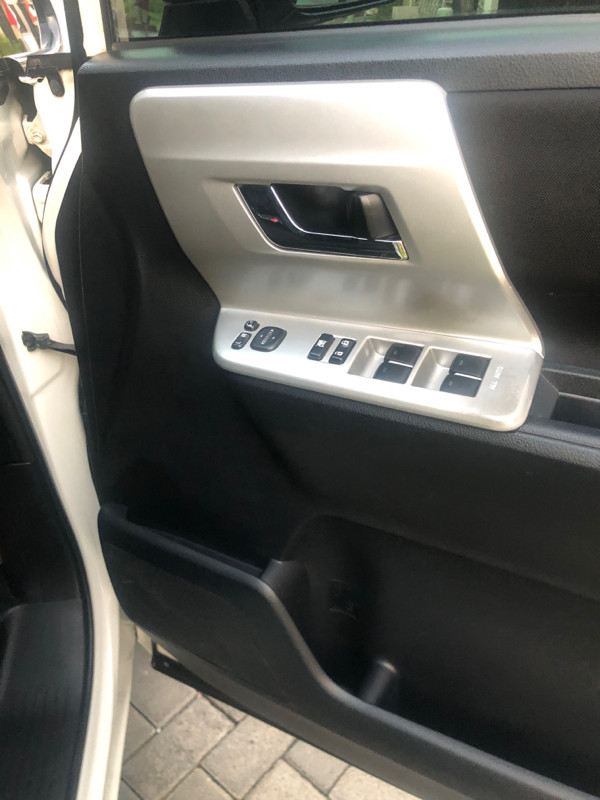 2015 Toyota NAV1 2015 Toyota NAV1