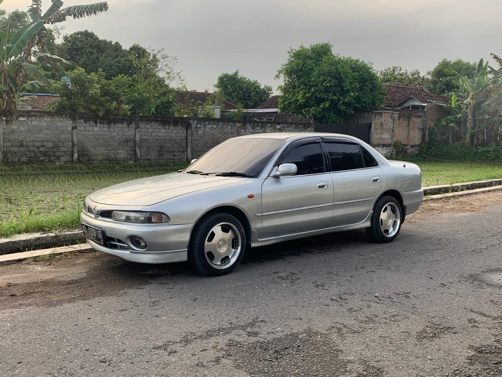 1993 Mitsubishi Galant 2.0 DOHC AT SDN 1993 Mitsubishi Galant 2.0 DOHC AT SDN