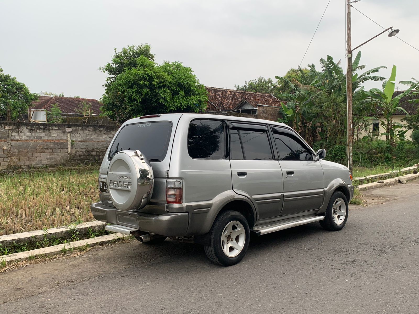1997 Toyota Kijang  1.8L LGX 1997 Toyota Kijang  1.8L LGX