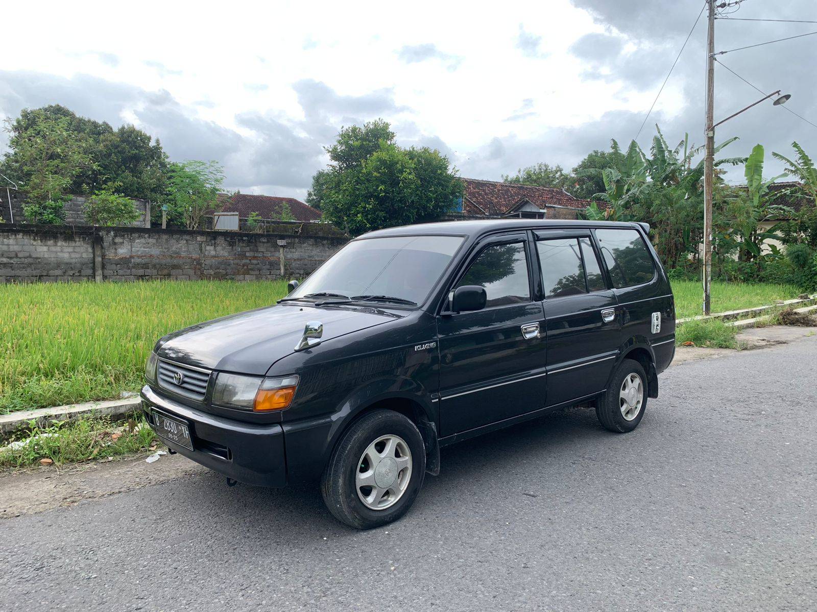 Dijual 1997 Toyota Kijang  1.8L LGX 1.8L LGX Bekas
