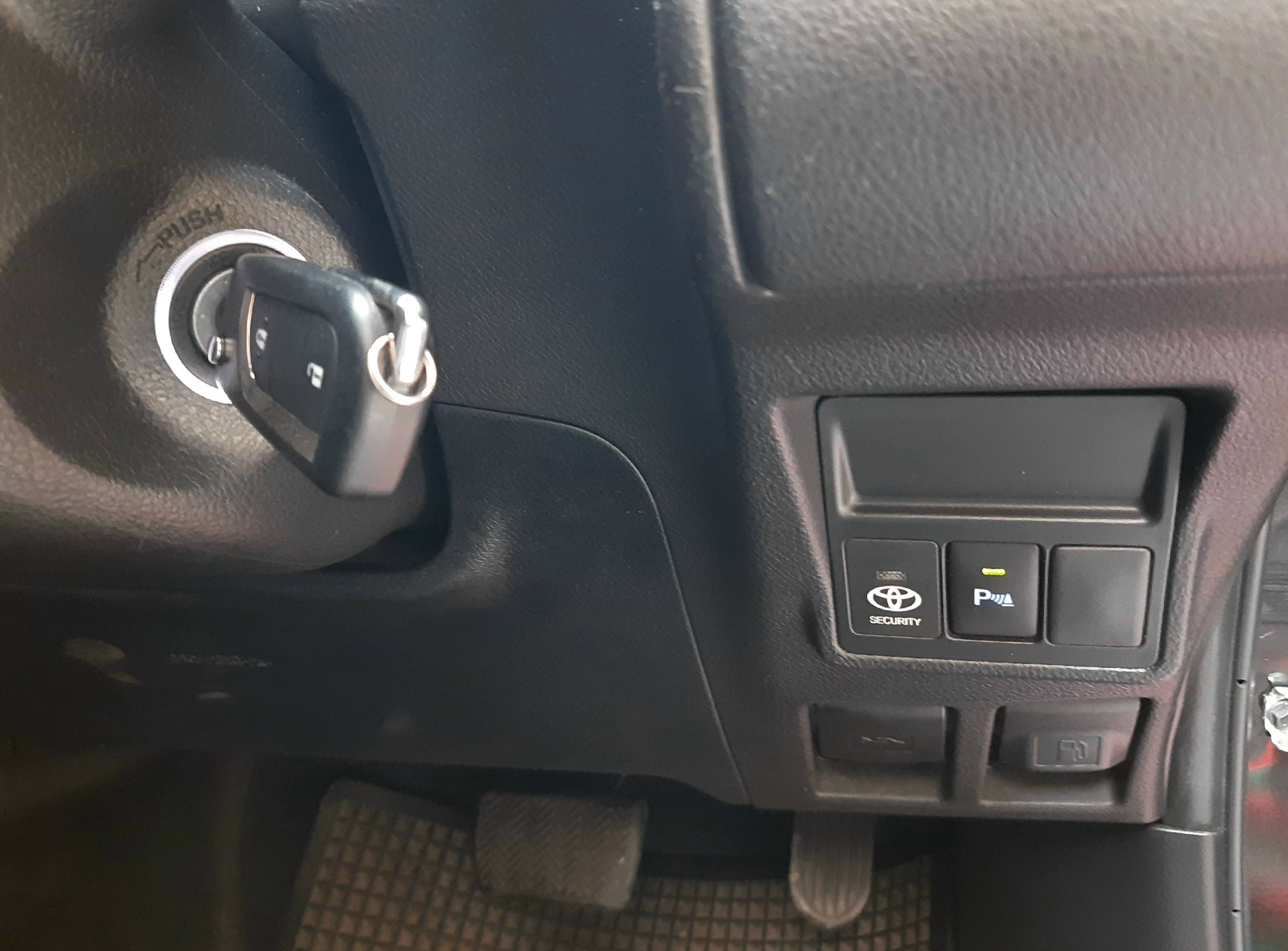 2021 Toyota Kijang Innova 2021 Toyota Kijang Innova