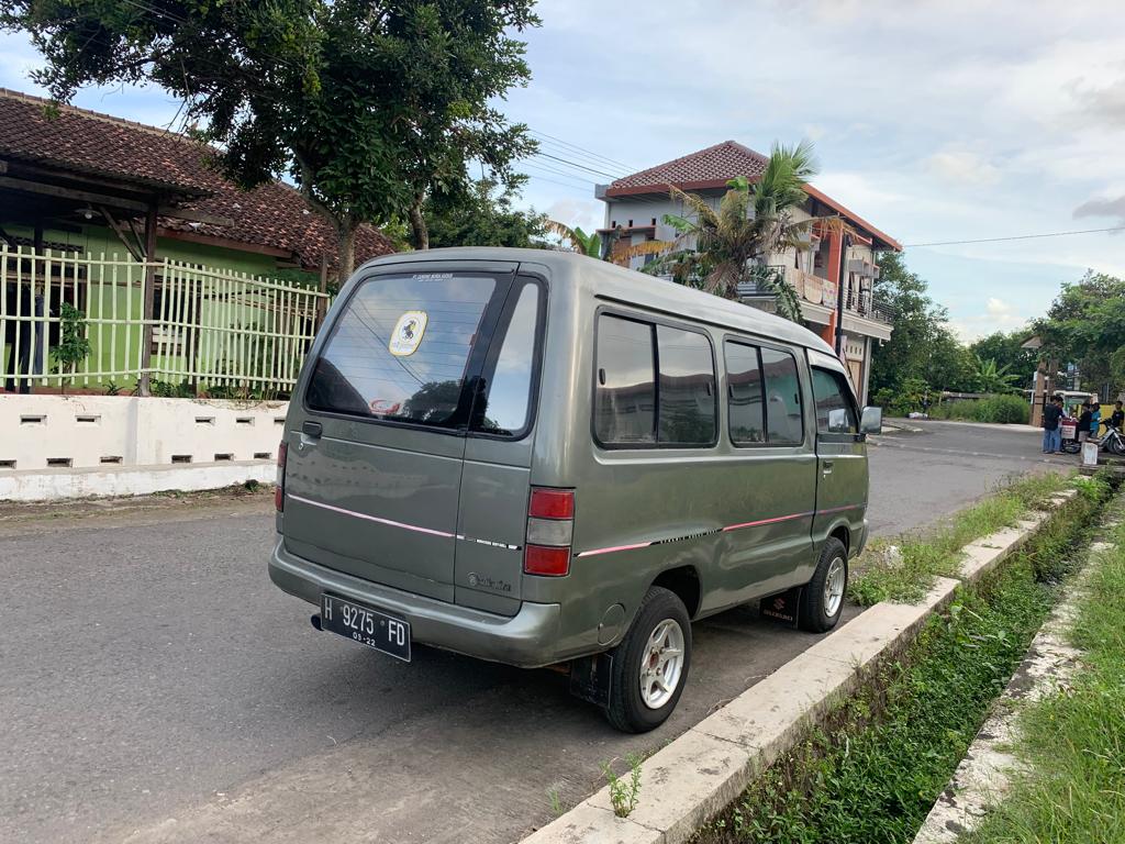 Old 1994 Suzuki Carreta 1.0 STD 1.0 STD
