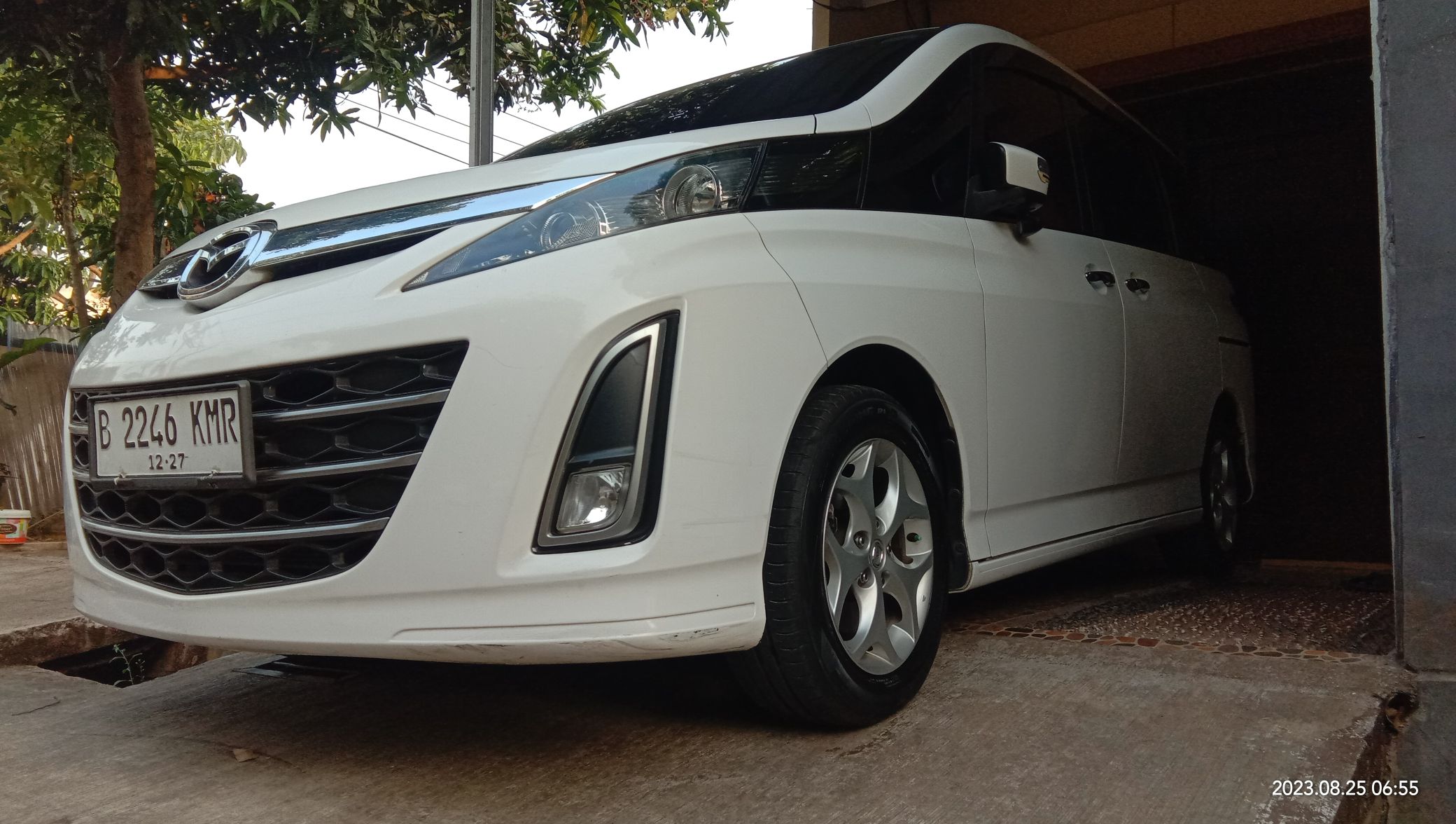 Second Hand 2012 Mazda Biante Second Hand 2012 Mazda Biante