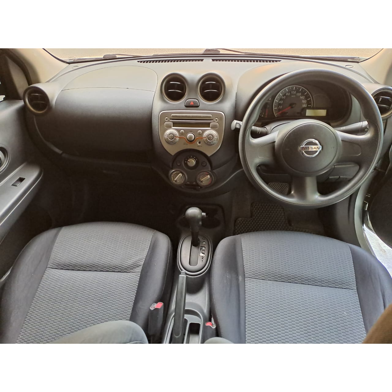 Used 2011 Nissan March  1.2 AT 1.2 AT for sale