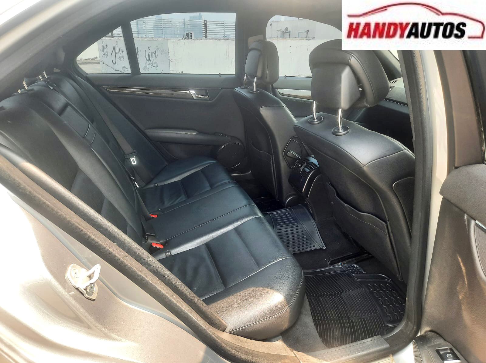 2011 Mercedes Benz C-Class 2011 Mercedes Benz C-Class