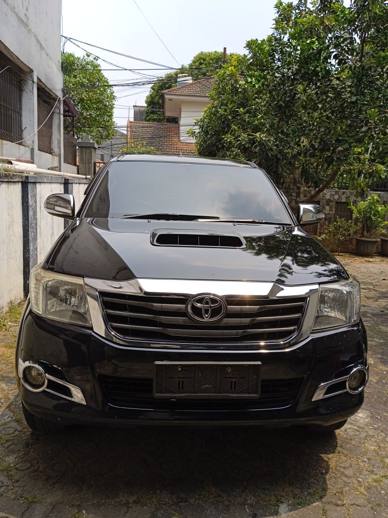 2011 Toyota Hilux Bekas 2011 Toyota Hilux Bekas