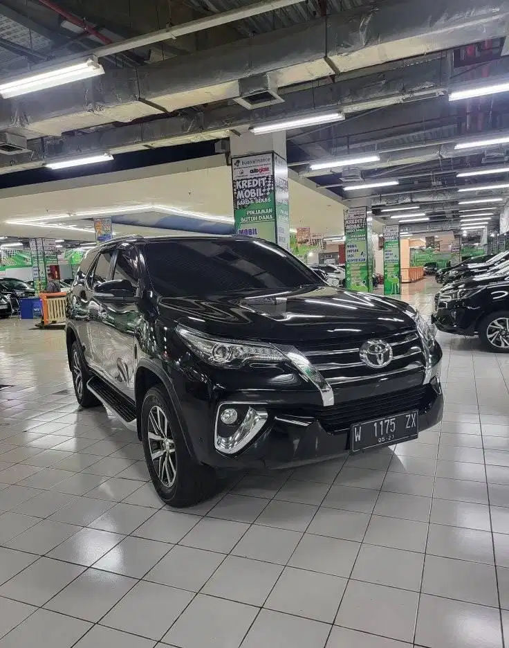 Second Hand 2017 Toyota Fortuner 2.4 VRZ AT