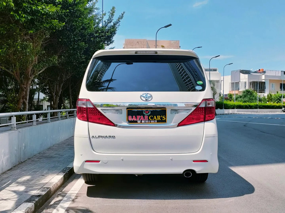 2014 Toyota Alphard 2014 Toyota Alphard