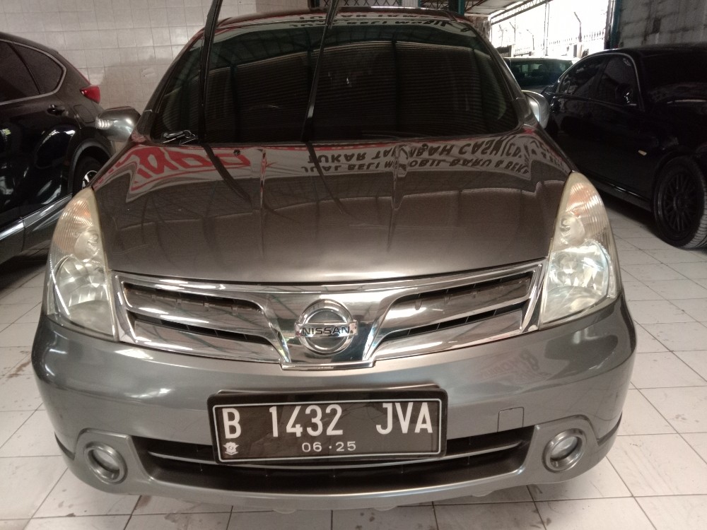 2013 Nissan Grand Livina