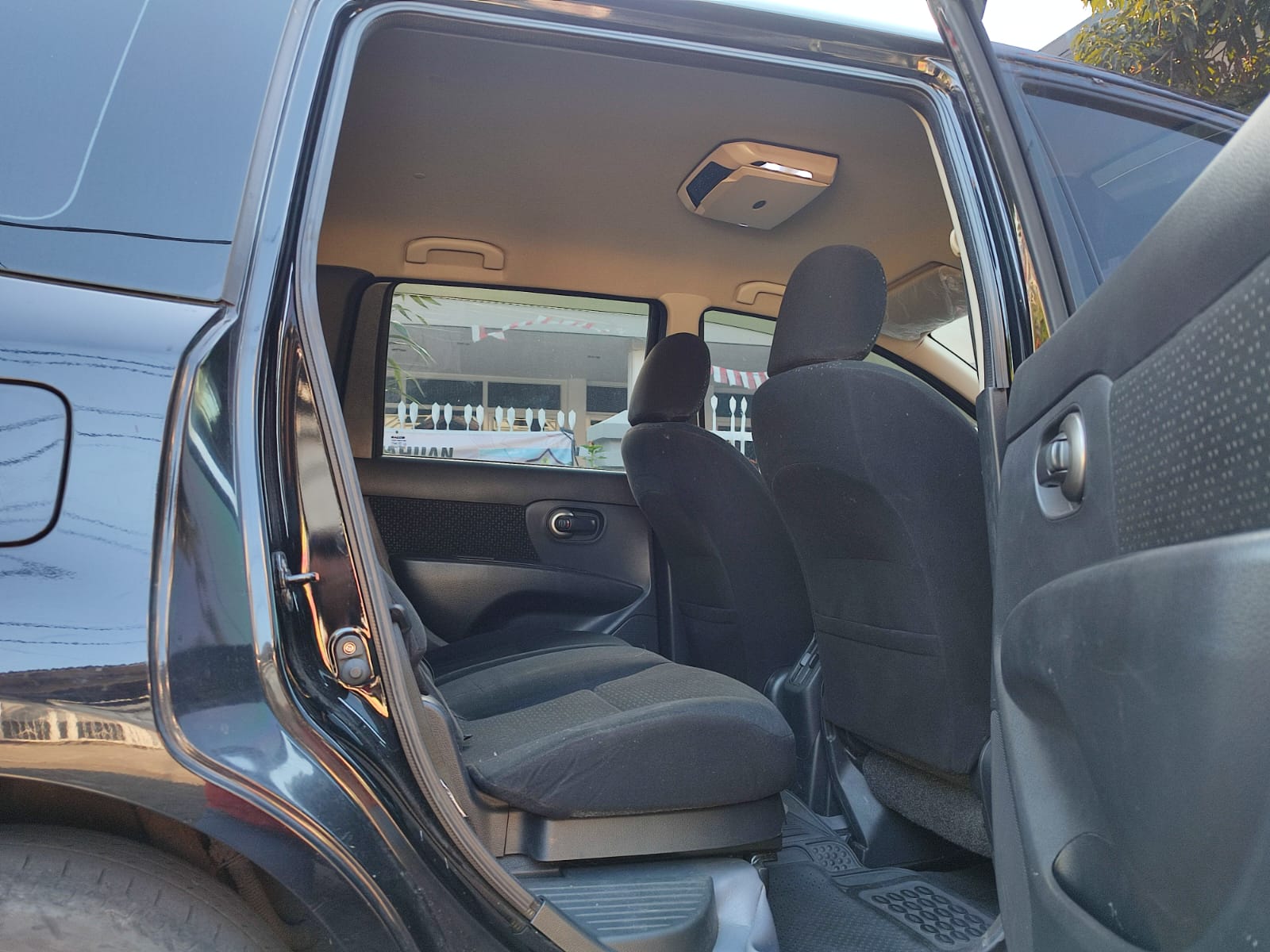 2012 Nissan Grand Livina 2012 Nissan Grand Livina