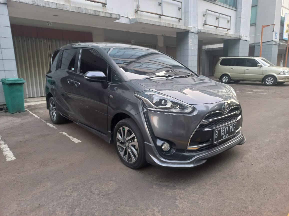 2017 Toyota Sienta 2017 Toyota Sienta