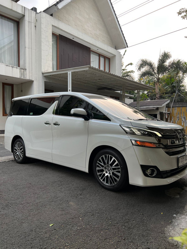 Second Hand 2017 Toyota Vellfire Second Hand 2017 Toyota Vellfire