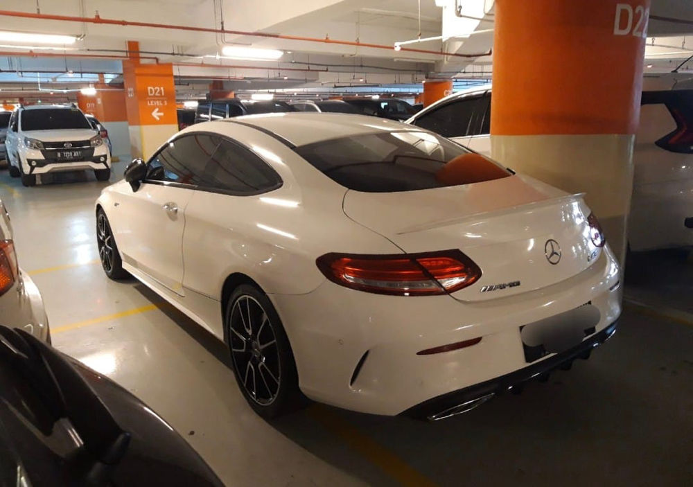 Old 2017 Mercedes Benz C-Class Coupe C 43 AMG COUPE 4M AT C 43 AMG COUPE 4M AT