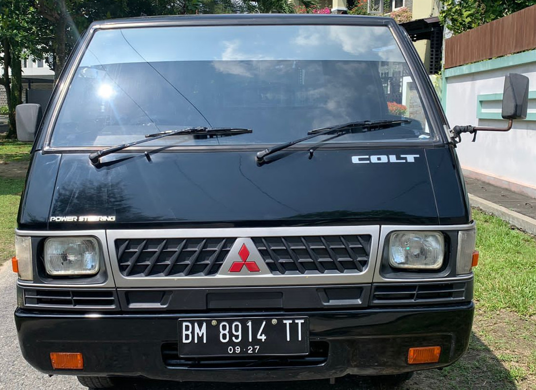 2017 Mitsubishi L300 2017 Mitsubishi L300