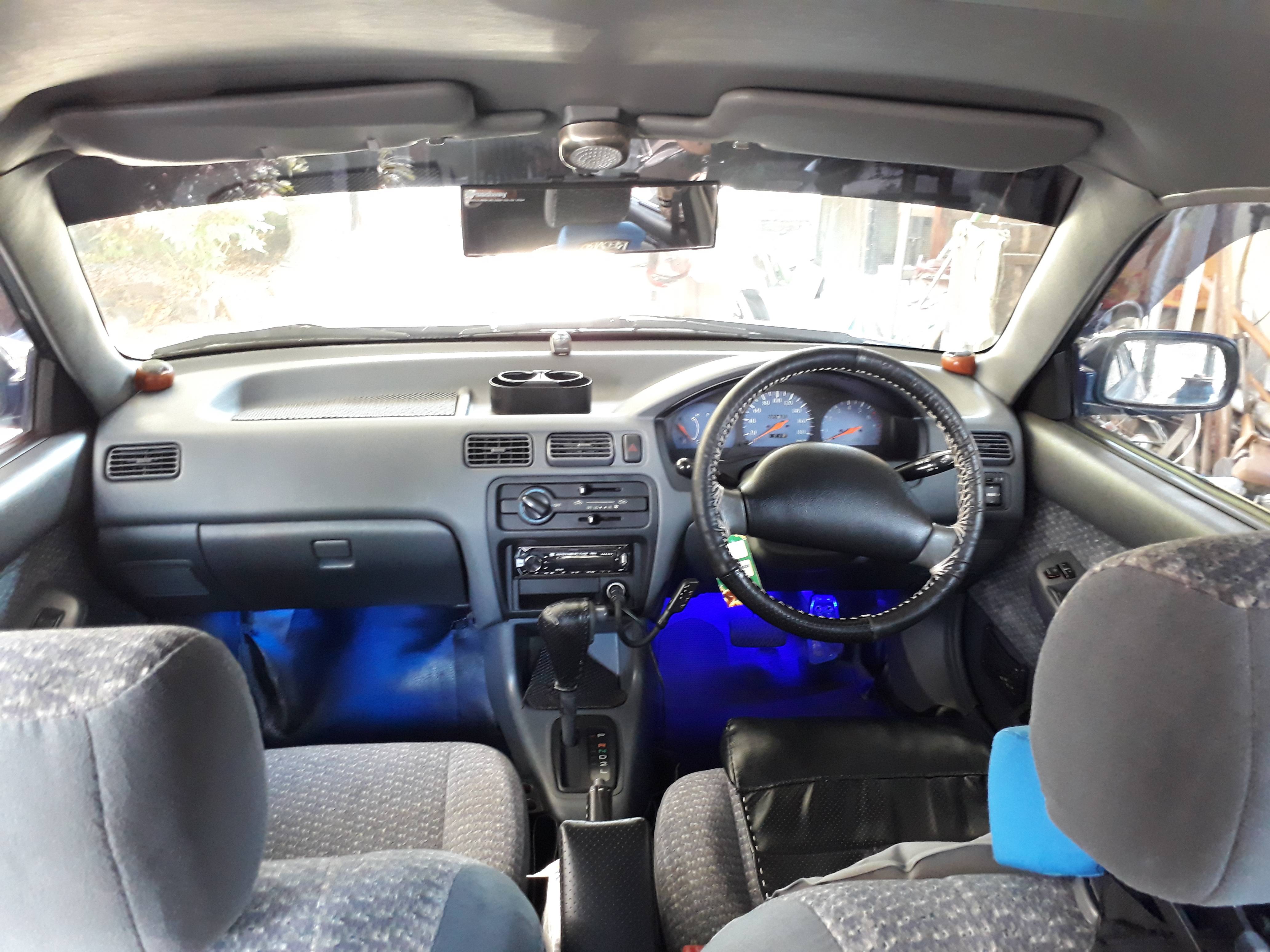 2000 Toyota Soluna 2000 Toyota Soluna