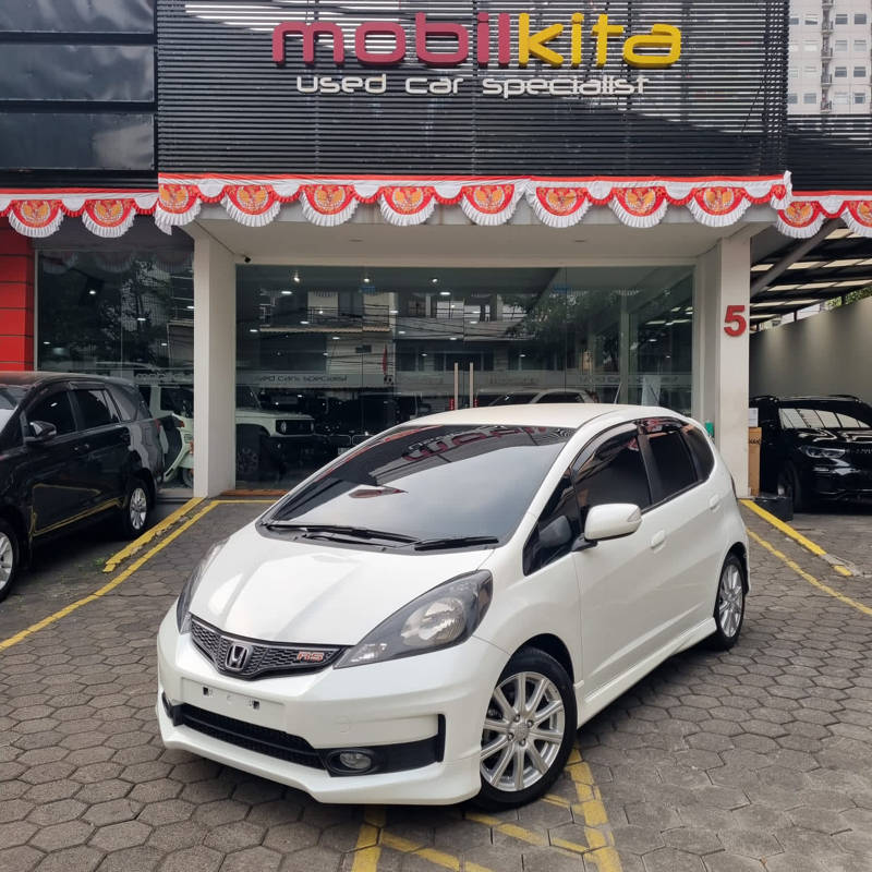 Beli mobil bekas