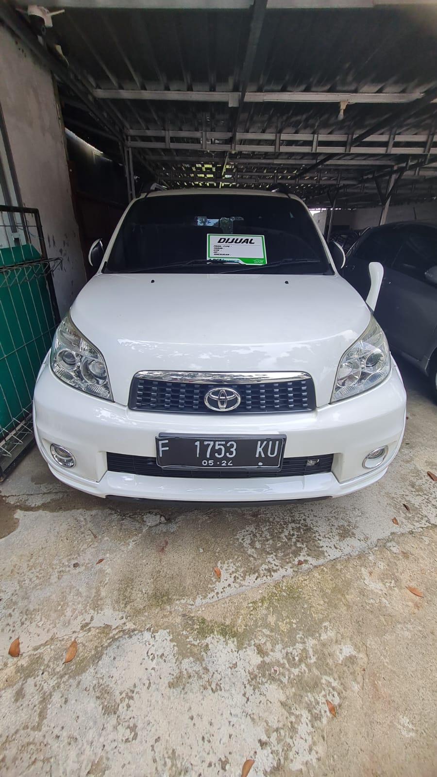 2014 Toyota Rush Bekas 2014 Toyota Rush Bekas