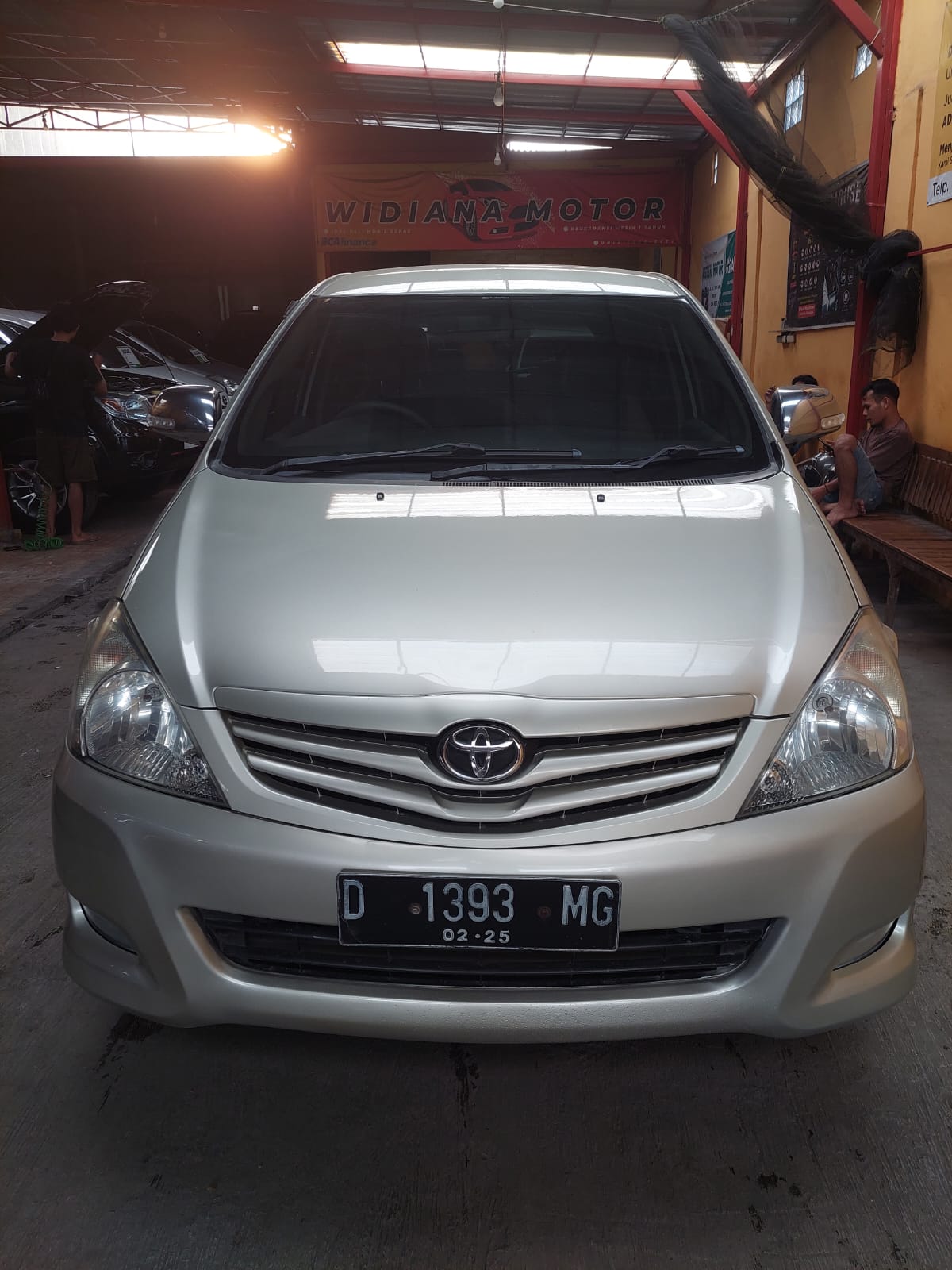 Second Hand 2010 Toyota Kijang Innova Second Hand 2010 Toyota Kijang Innova