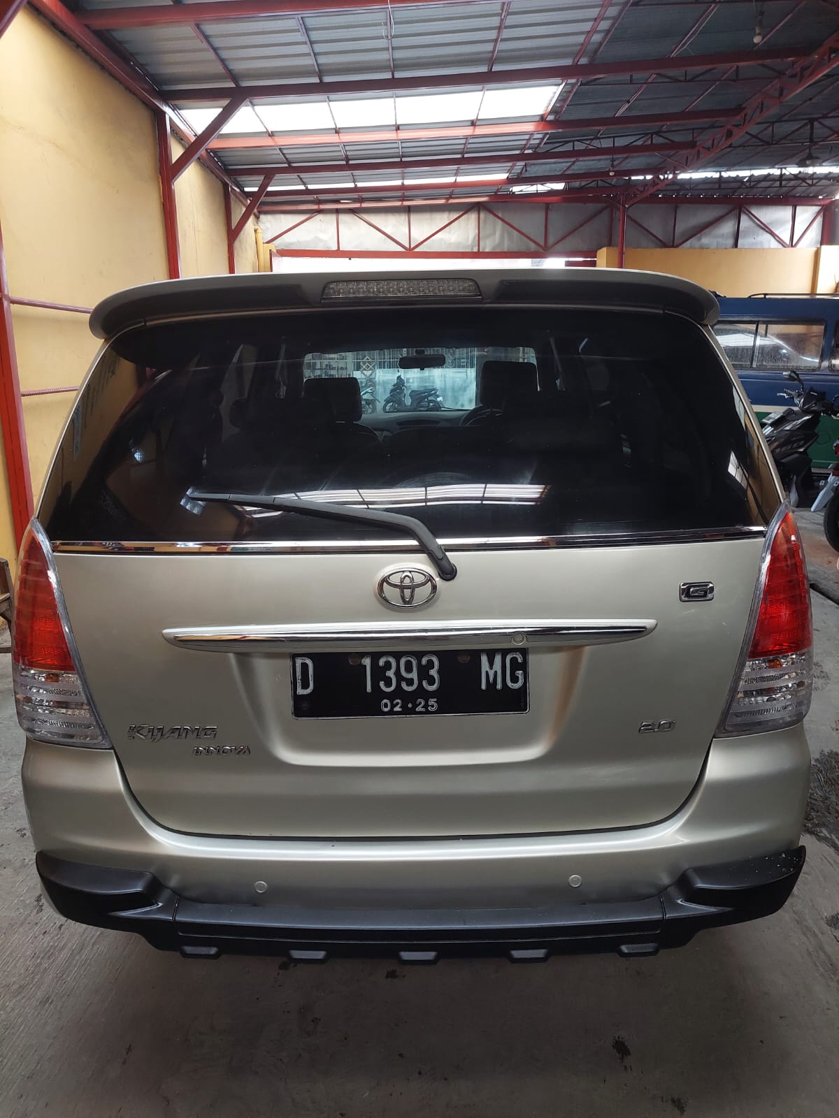 2010 Toyota Kijang Innova 2010 Toyota Kijang Innova