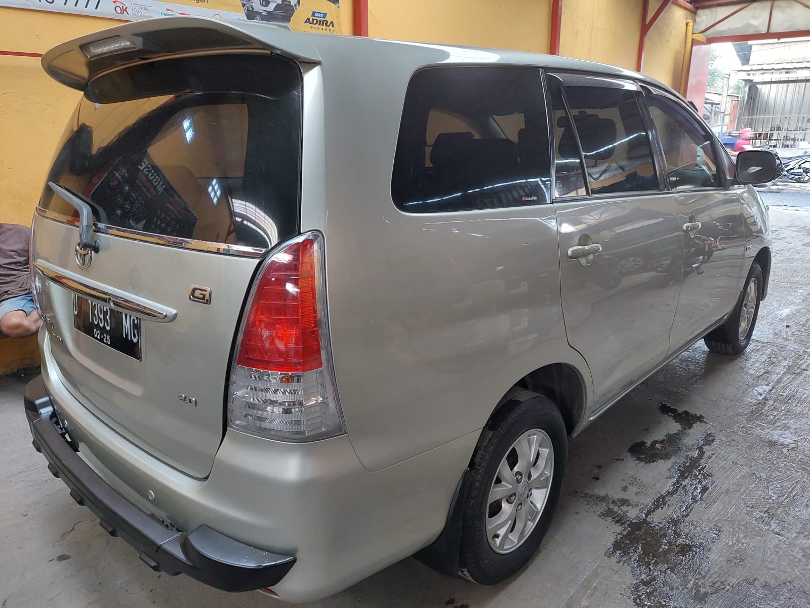 2010 Toyota Kijang Innova 2010 Toyota Kijang Innova