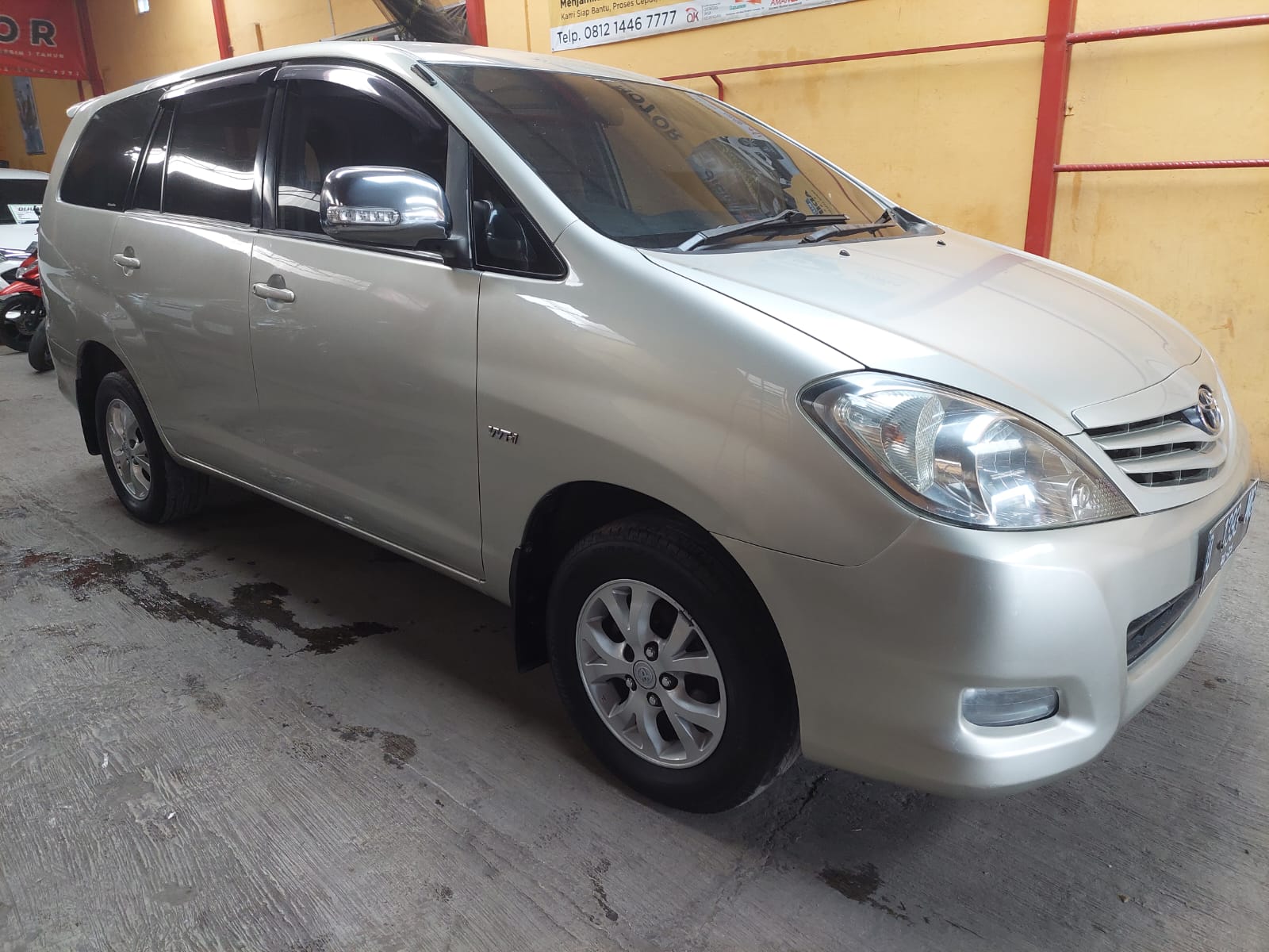 2010 Toyota Kijang Innova 2010 Toyota Kijang Innova