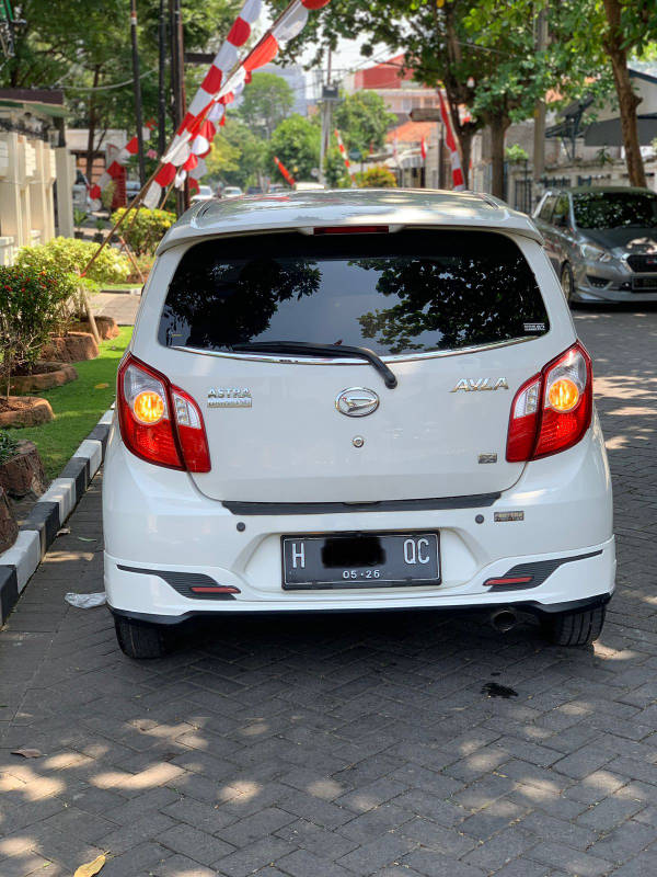 Used 2016 Daihatsu Ayla 1.0L X AB MT 1.0L X AB MT for sale