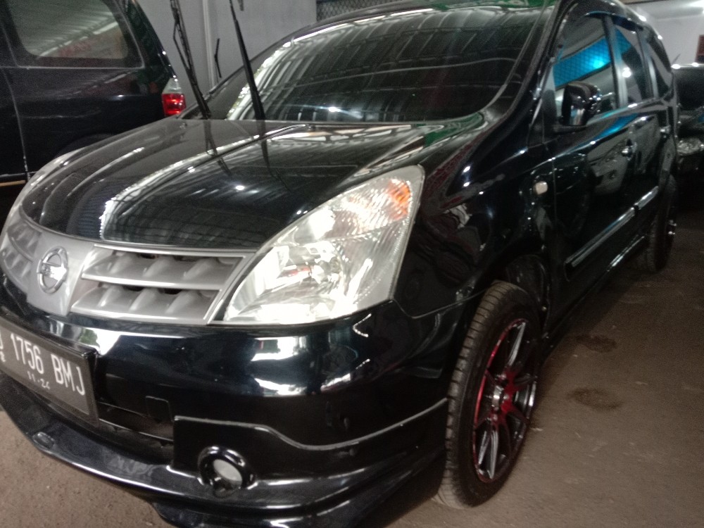 2011 Nissan Grand Livina
