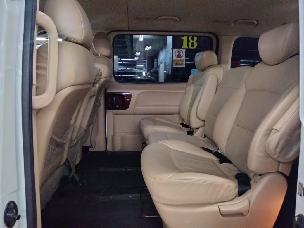 2013 Hyundai H-1 2013 Hyundai H-1