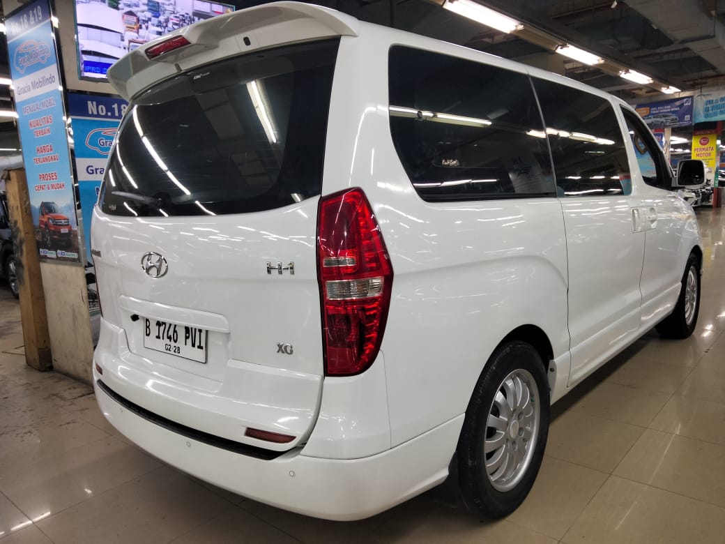 2013 Hyundai H-1 2013 Hyundai H-1