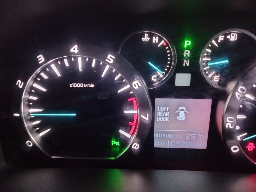 2012 Toyota Alphard 2012 Toyota Alphard