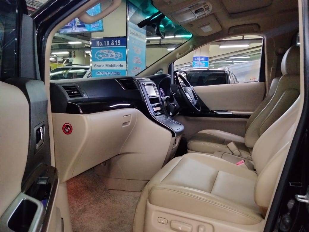 Dijual 2012 Toyota Alphard  G 3.0 AT G 3.0 AT Bekas
