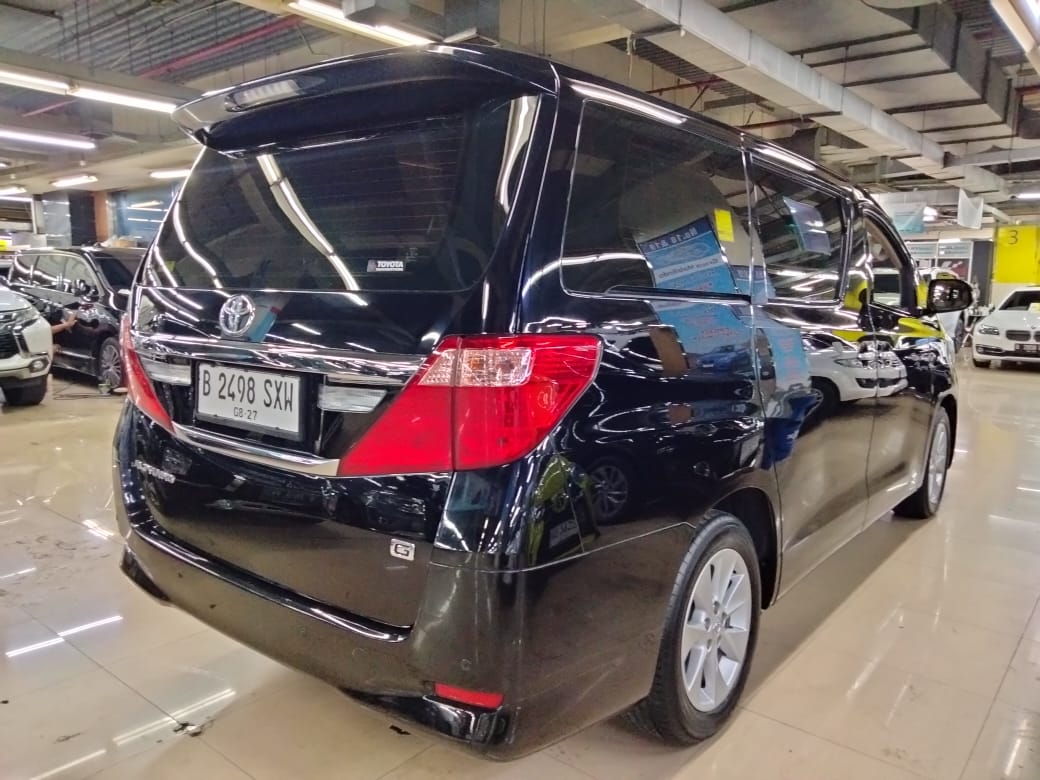 2012 Toyota Alphard 2012 Toyota Alphard