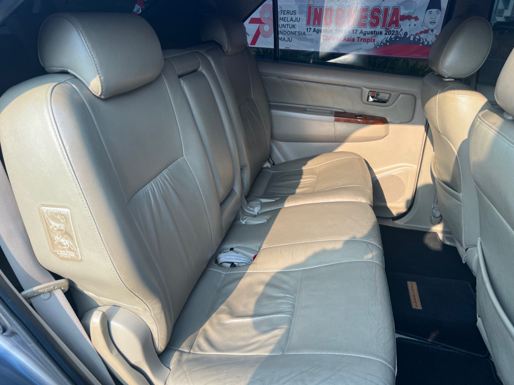 2011 Toyota Fortuner  2011 Toyota Fortuner