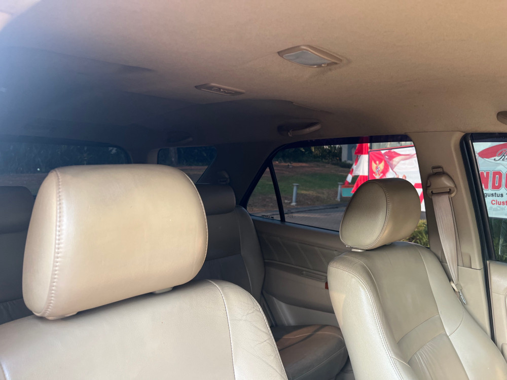 2011 Toyota Fortuner  2011 Toyota Fortuner