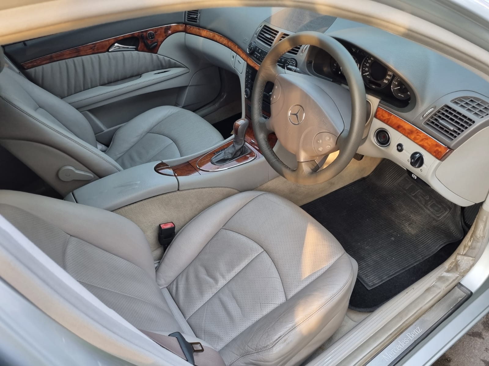 2007 Mercedes Benz E-Class 2007 Mercedes Benz E-Class