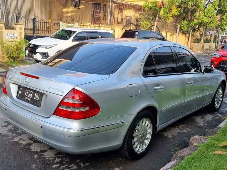 2007 Mercedes Benz E-Class 2007 Mercedes Benz E-Class