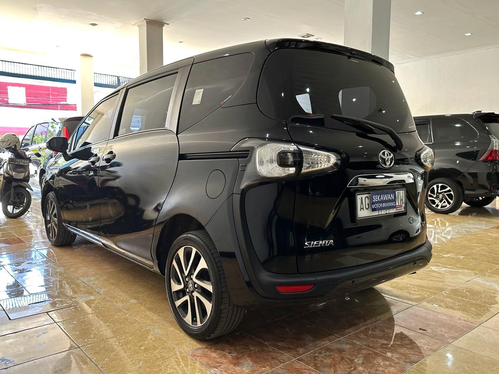 2017 Toyota Sienta 2017 Toyota Sienta