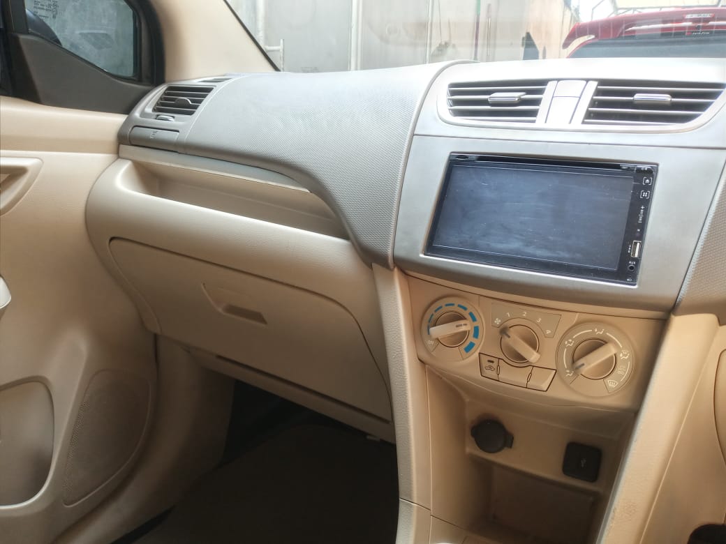 2012 Suzuki Ertiga  2012 Suzuki Ertiga