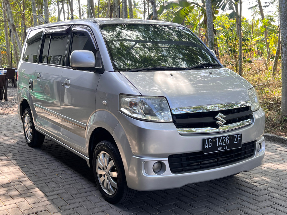 2011 Suzuki APV Arena