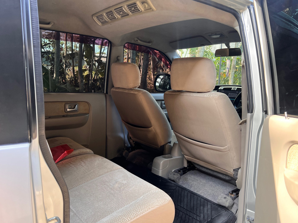 2011 Suzuki APV Arena 2011 Suzuki APV Arena