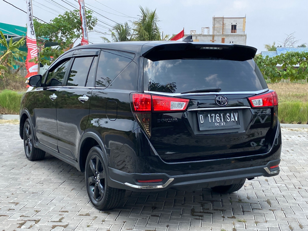 2022 Toyota Kijang Innova 2022 Toyota Kijang Innova