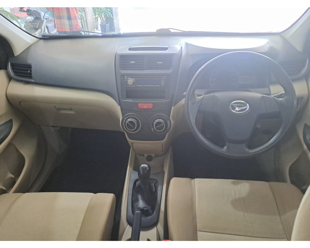 2012 Daihatsu Xenia 2012 Daihatsu Xenia