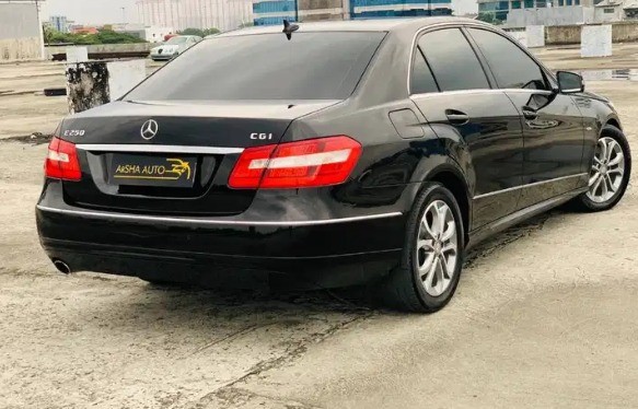 2010 Mercedes Benz E-Class 2010 Mercedes Benz E-Class