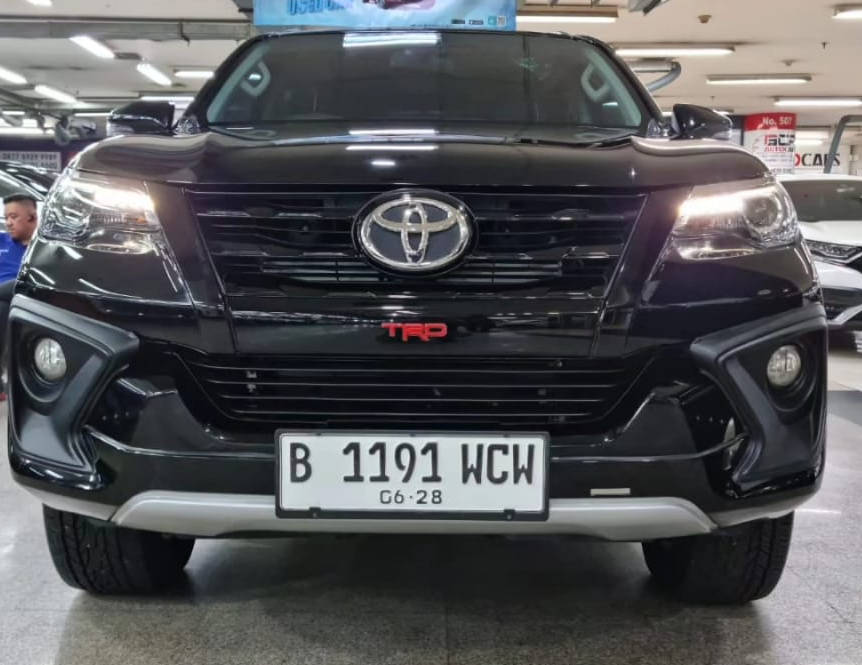 2018 Toyota Fortuner 2.4 VRZ AT 2.4 VRZ AT bekas